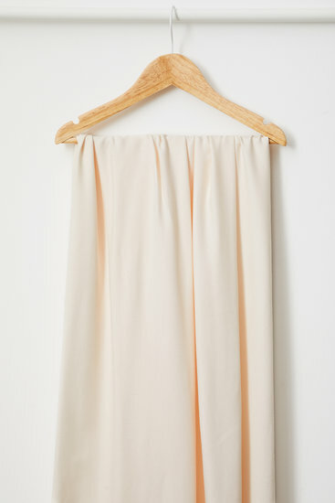 Viscose Uni Creamy White