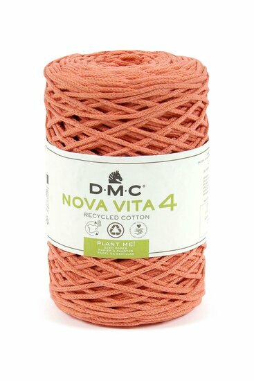 DMC Nova Vita 4 - 015 - Zalm