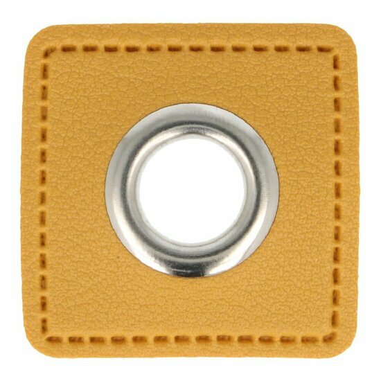 Nestels op oker skai-leer - 8mm - Zilver