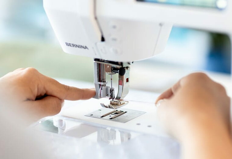 Bernina 335