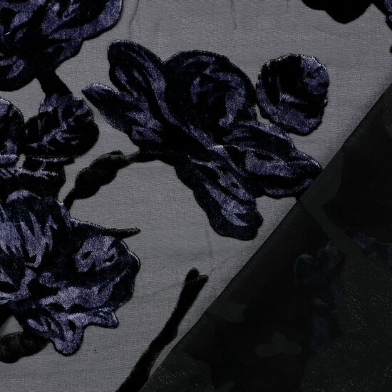 Chiffon - Velvet Flowers - Zwart