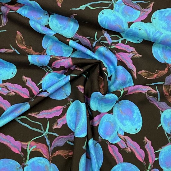 Viscose Crepe - Plums - Zwart