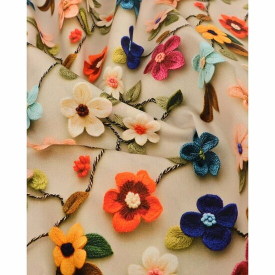 Poplin - 3D Knitted Flowers - Beige