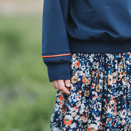Viscose Satijn - Flower Joy - Oceana Blauw