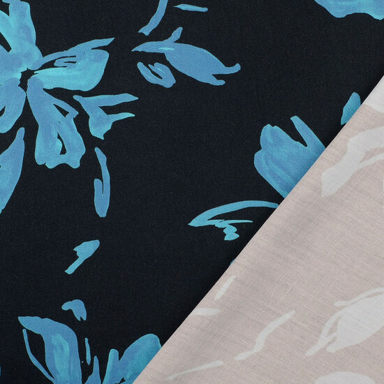 Viscose - Blue Flowers - Zwart
