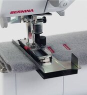 Bernina Transporthulp voor knoopsgaten naaien