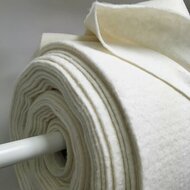 Hobbs Volumevlies 240cm (Heirloom Natural with Scrim)
