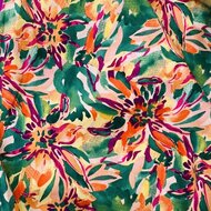 Viscose - Flowers In Green - Lichtroze