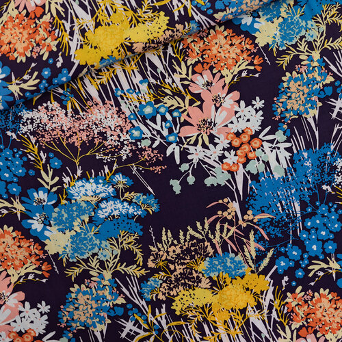 Satijn Viscose - Wild Flowers - Avondblauw (SYAS) Satijn Viscose - Wild Flowers - Avondblauw (SYAS)